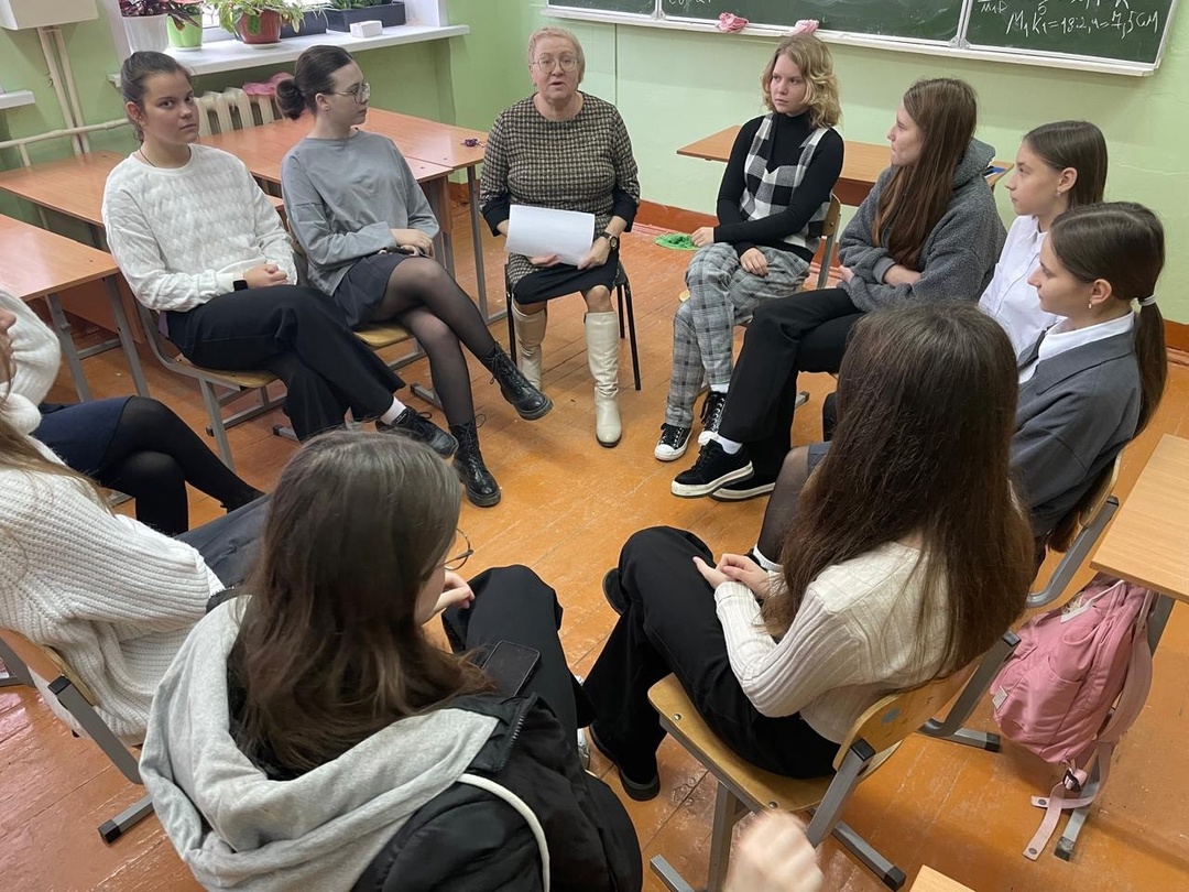 В рамках межведомственной комплексной оперативно-профилактической операции &amp;quot;Чистое поколение - 2024&amp;quot; с обучающимися 7а, 8, 9б классов педагогом-психологом Зайцевой Г. Н. были проведены профилактические мероприятия: &amp;quot;Коммуникативное общение&amp;quot;, &amp;quot; Здоровый об.